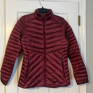 Warm puffy purple jacket. Size small. Only worn a few times excellent condition